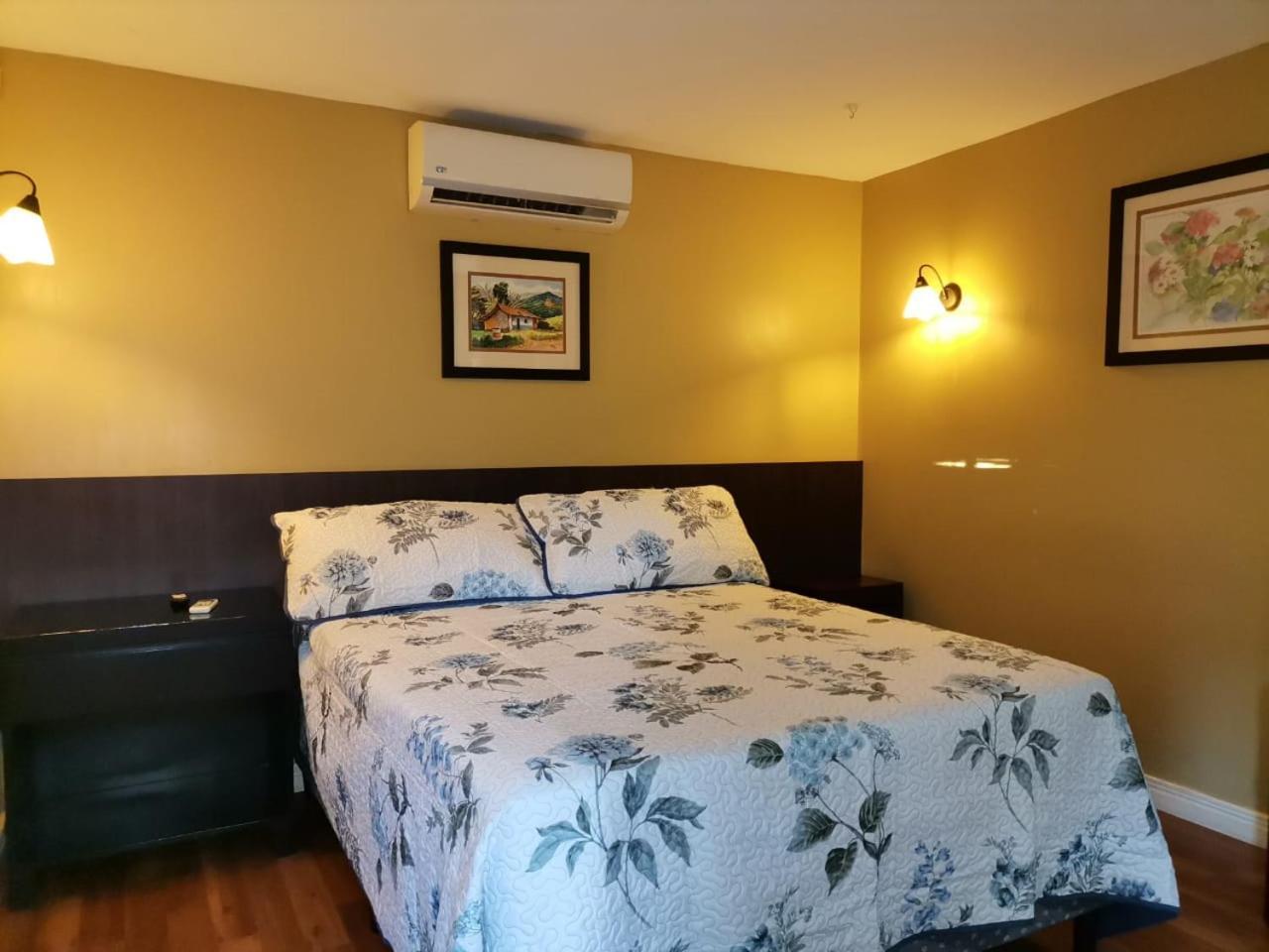 Airport Costa Rica B&B Río Segundo Екстериор снимка